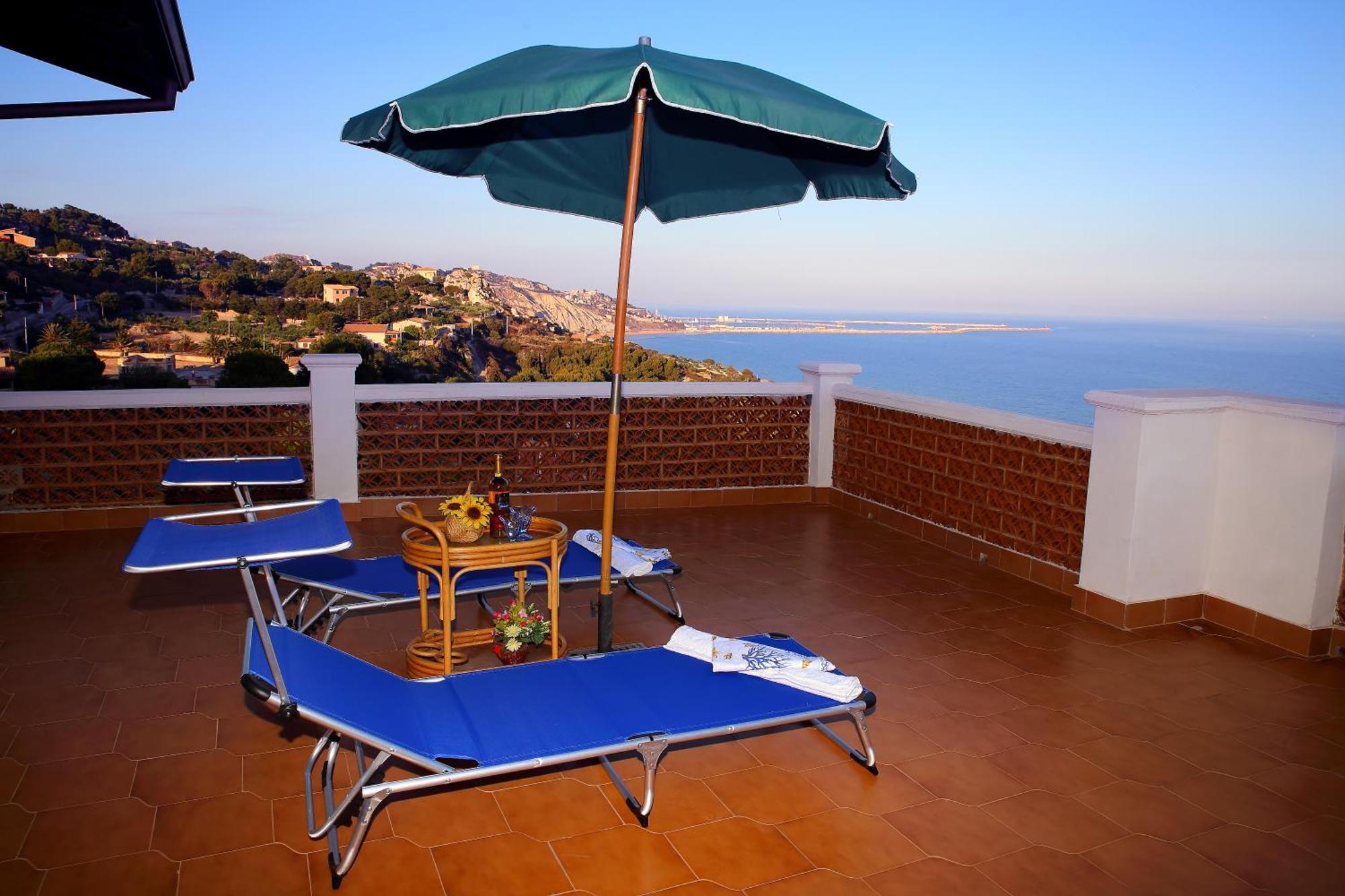 Villa Yellow House Ликата Номер фото